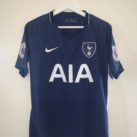 Tottenham Hotspurs Harry Kane Nike Soccer Jersey - Picture 4 of 4